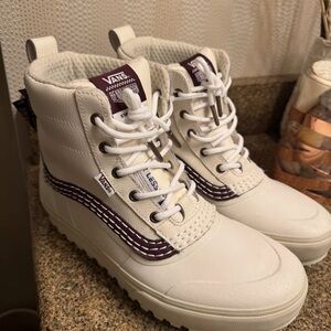 Vans‎ Benny urban standard mid snow MTE men’s 10 1/2 boots